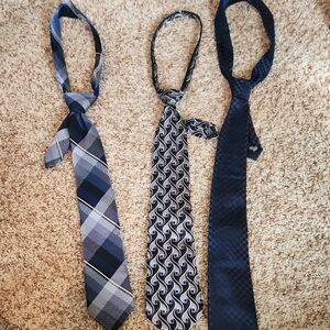 Elegant Blue and Black Tie Set